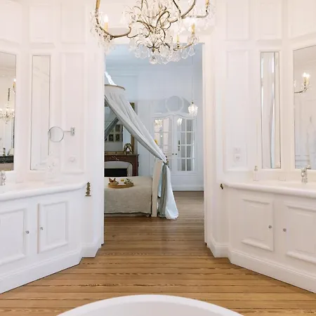 La Course Πανσιόν 4*