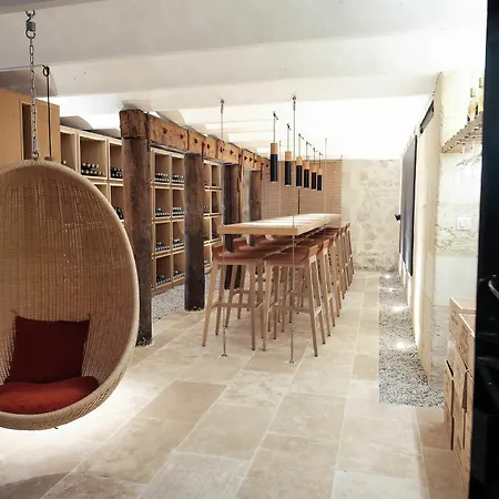 Πανσιόν La Course 4*